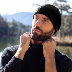 Bonnet laine Mérinos Noir